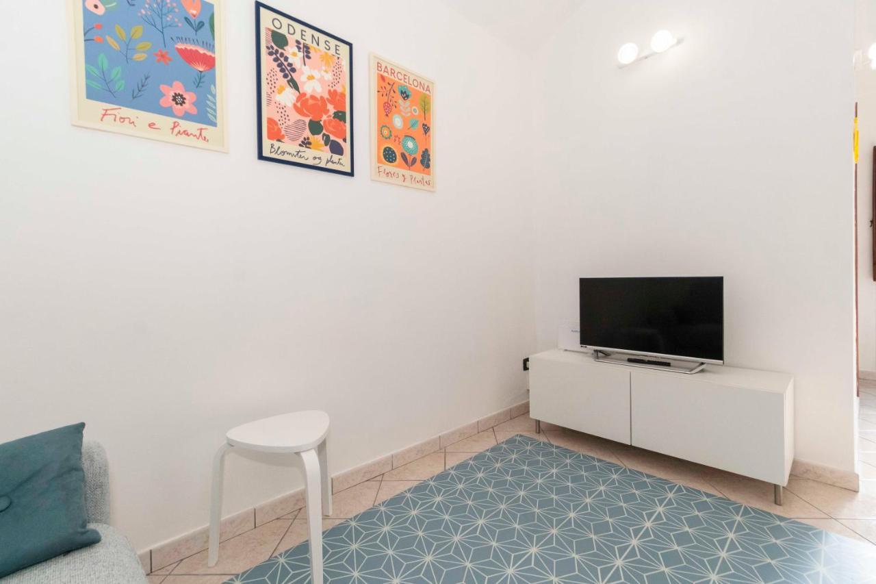 Colourful Flat San Donato Appartement Turijn Buitenkant foto