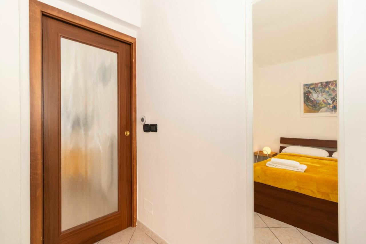 Colourful Flat San Donato Appartement Turijn Buitenkant foto